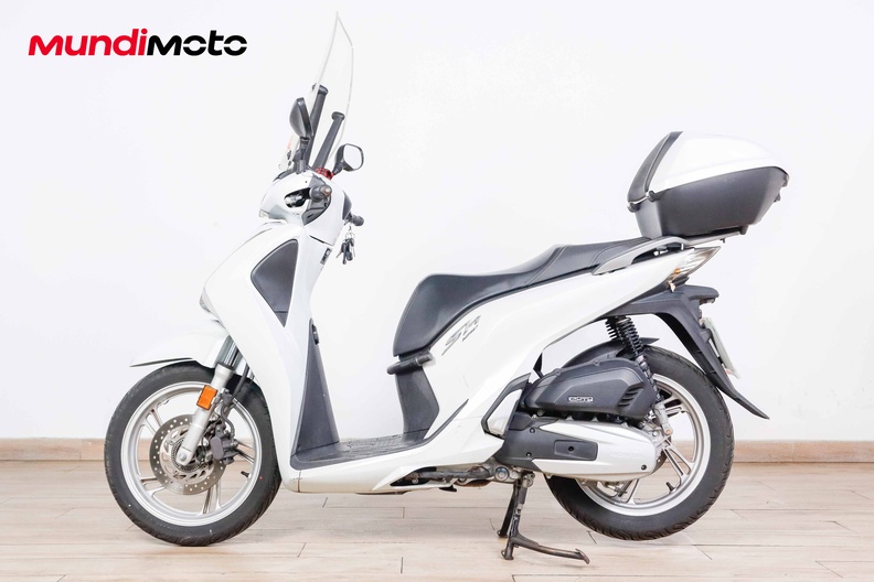 Motorbike image 5