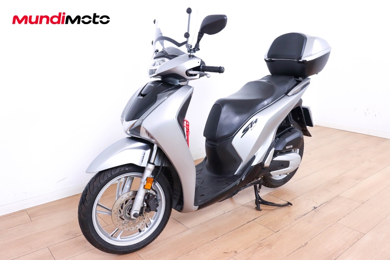 Motorbike image 7