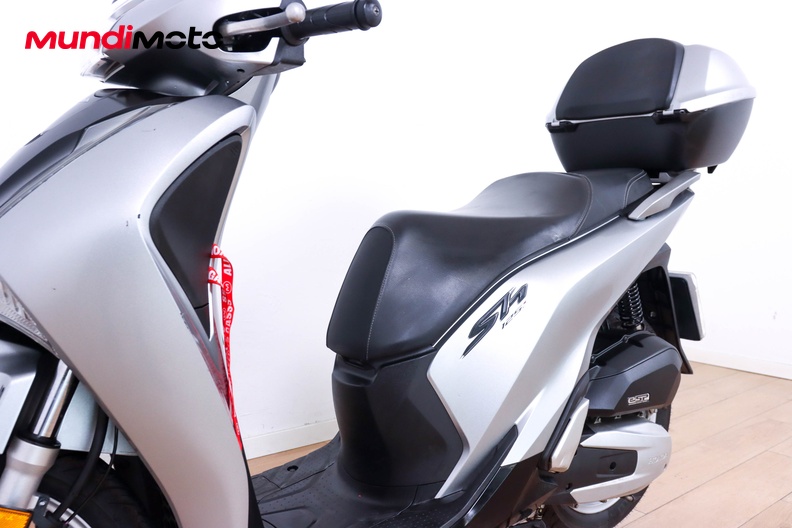 Motorbike image 8