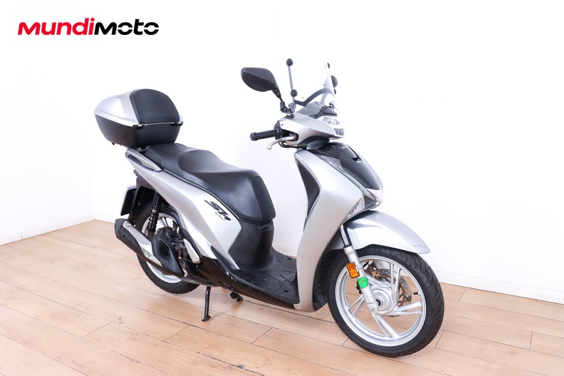 Motorbike image 1