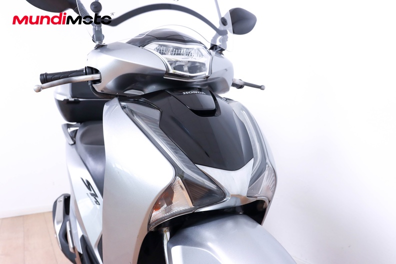 Motorbike image 4