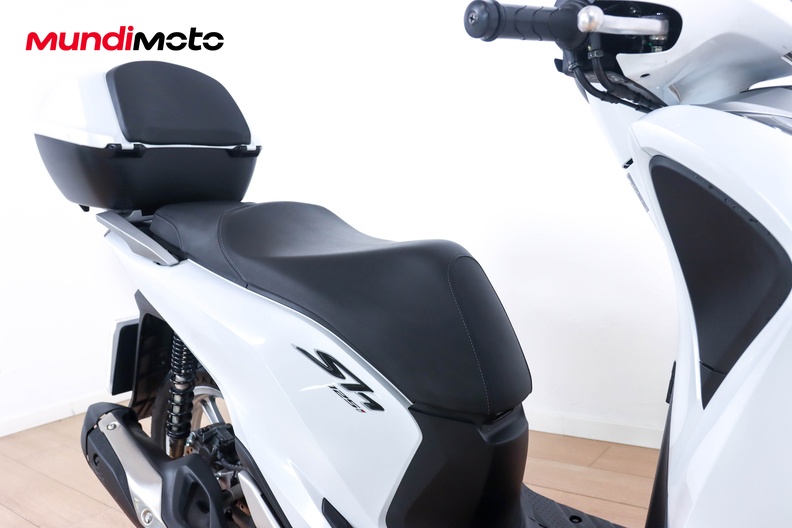 Motorbike image 12