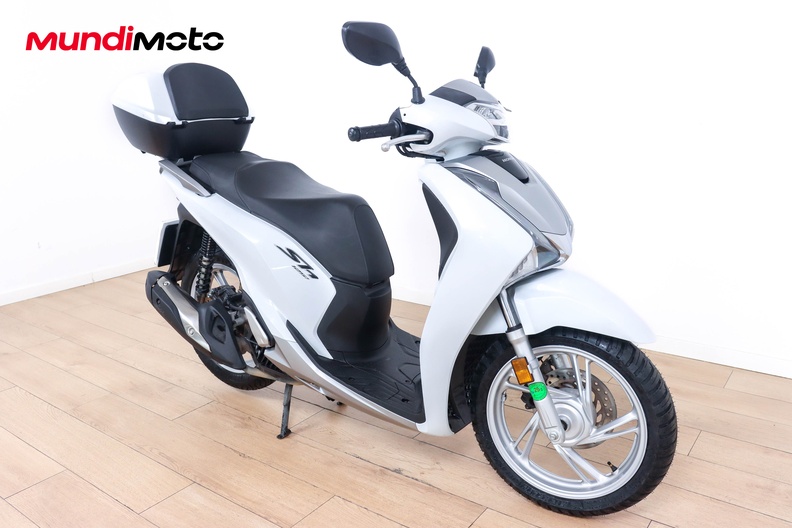 Motorbike image 1