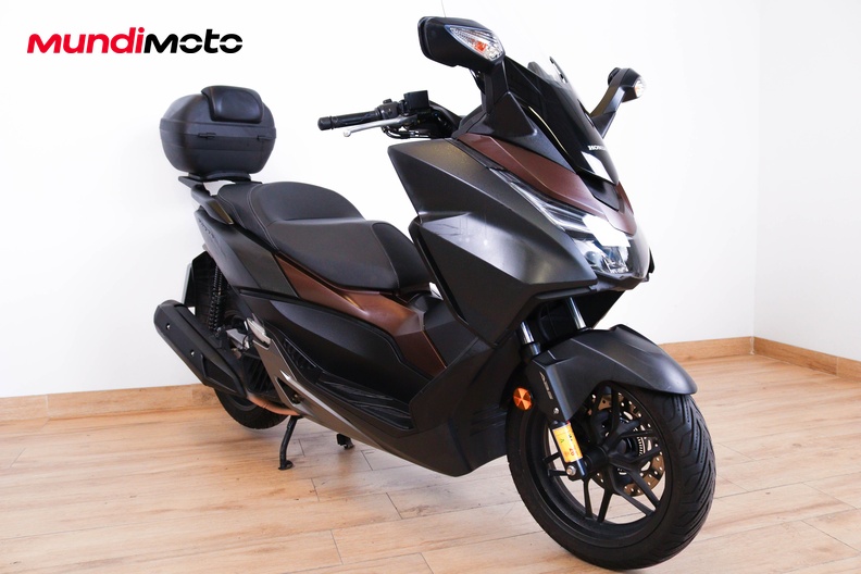 Motorbike image 2
