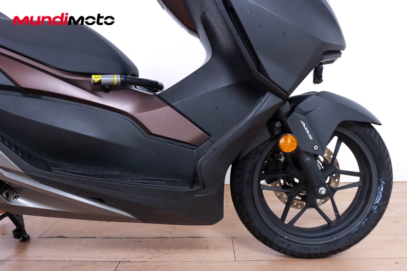 Motorbike image 12