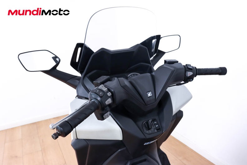 Motorbike image 11