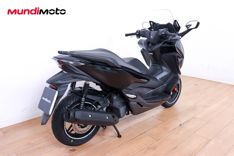 Motorbike image 2