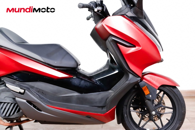 Motorbike image 12