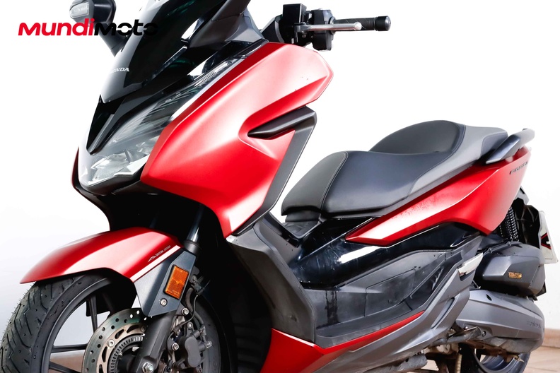 Motorbike image 8