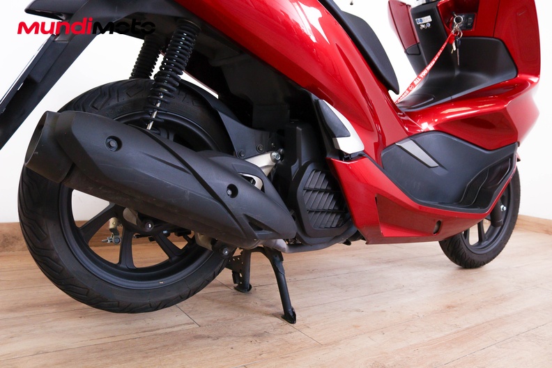 Motorbike image 3