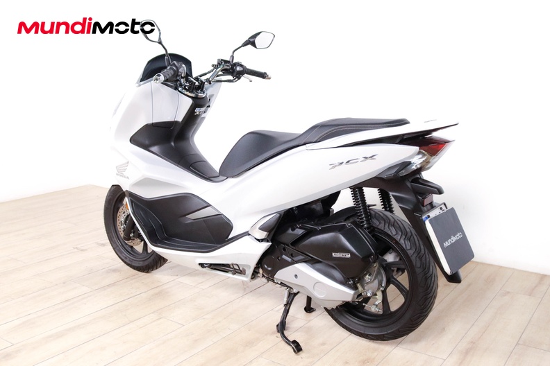 Motorbike image 6