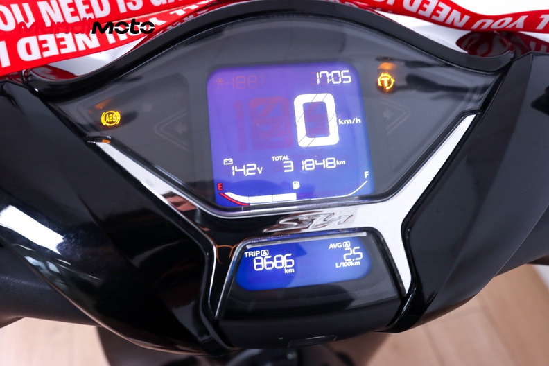 Motorbike image 11