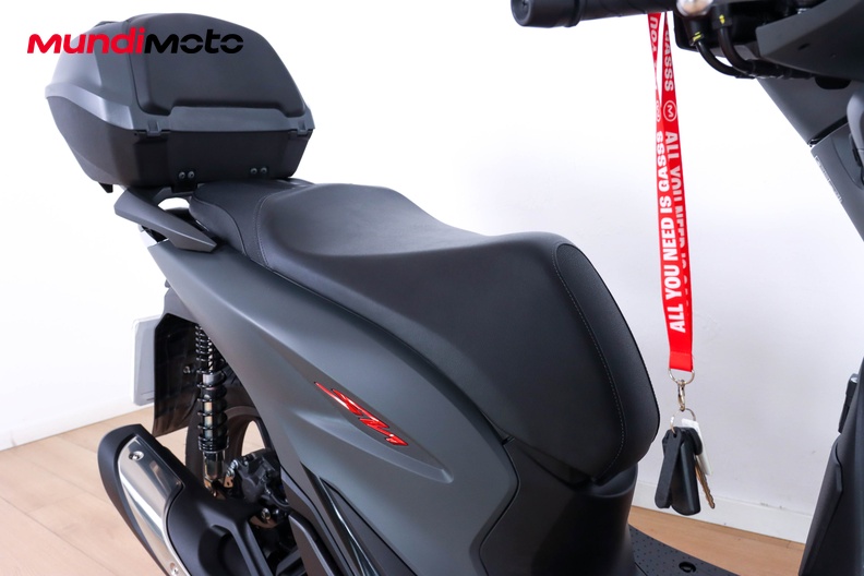 Motorbike image 12
