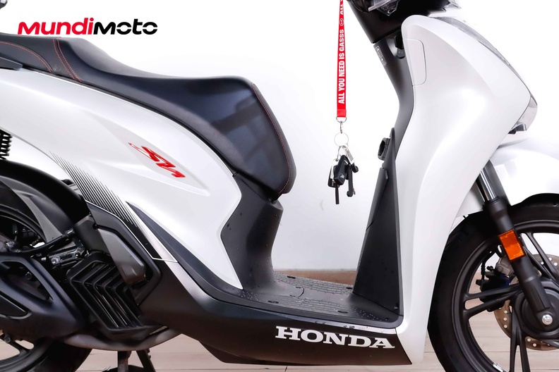 Motorbike image 12