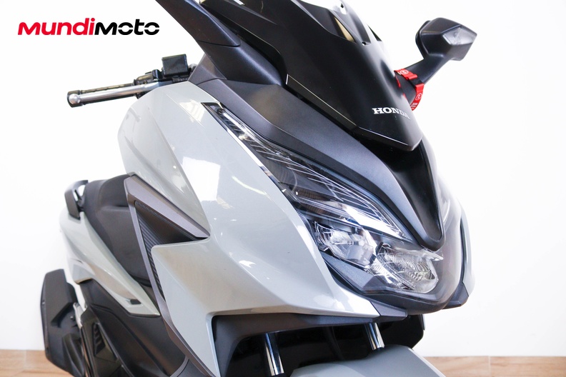 Motorbike image 4