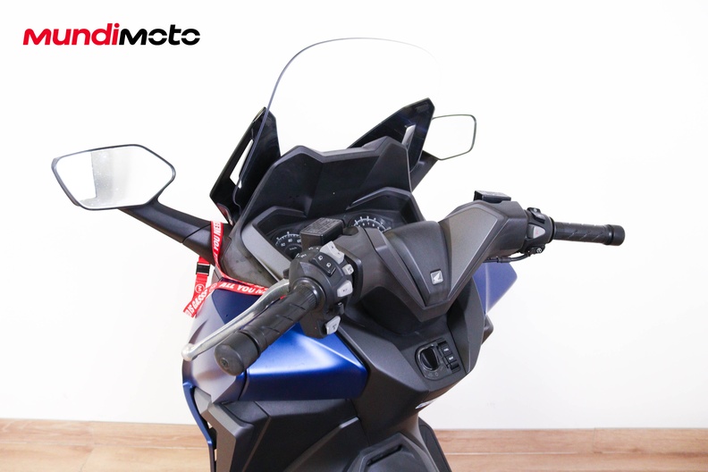 Motorbike image 10