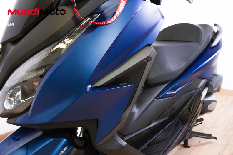 Motorbike image 8