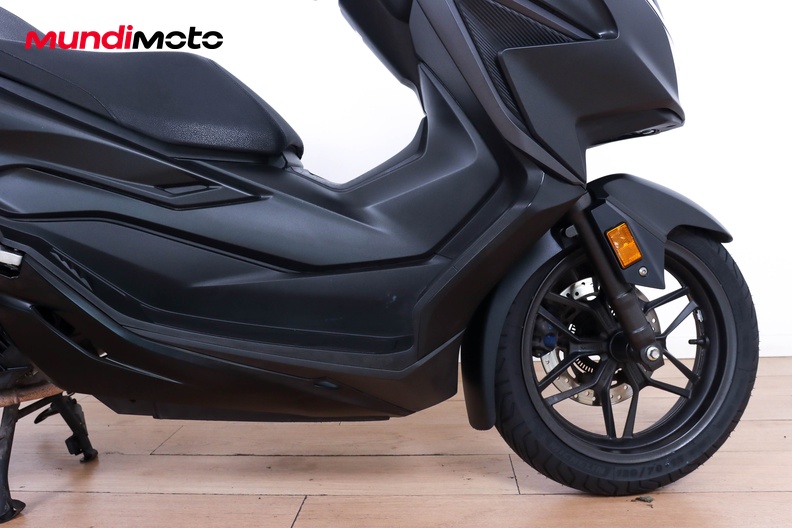 Motorbike image 12