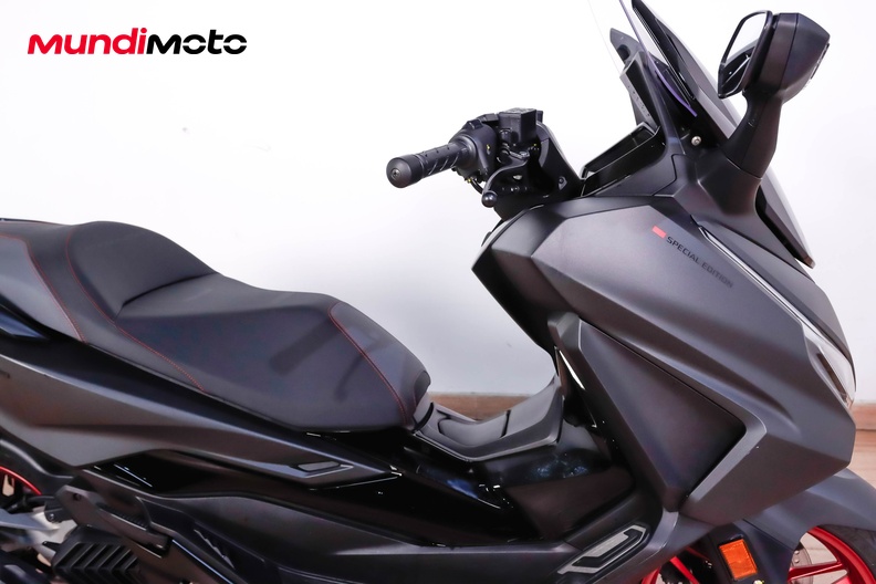 Motorbike image 12