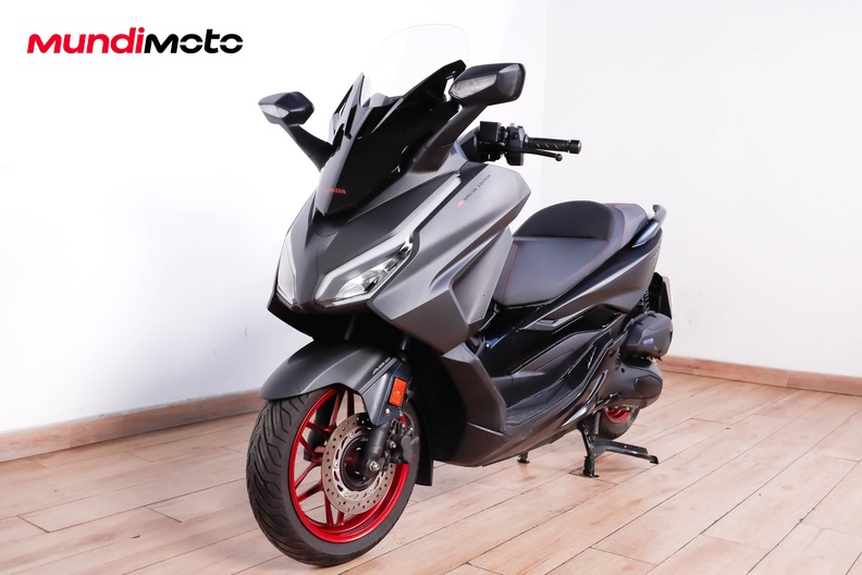 Motorbike image 7