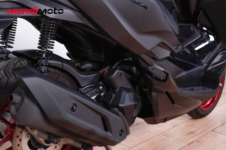 Motorbike image 3