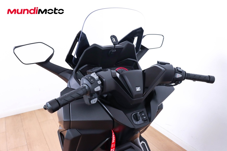 Motorbike image 10