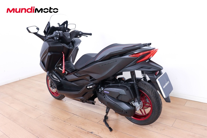 Motorbike image 6
