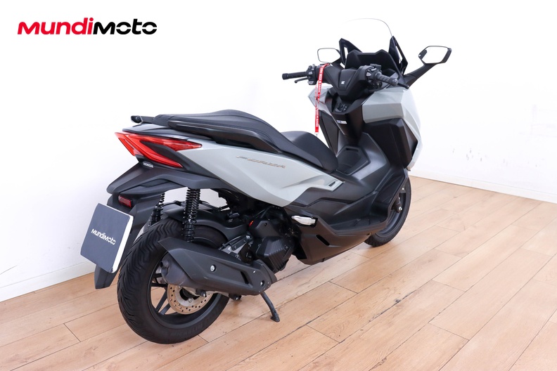 Motorbike image 2