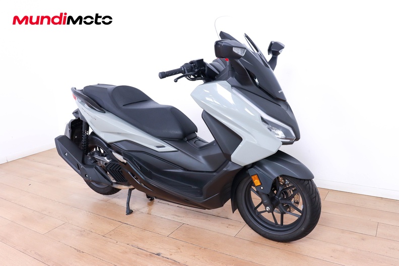 Motorbike image 1