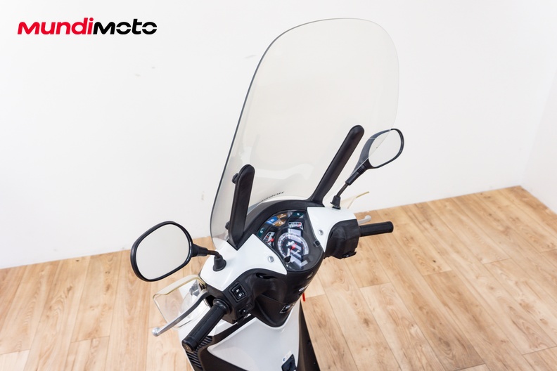 Motorbike image 10