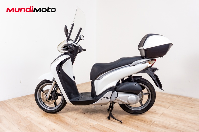 Motorbike image 5