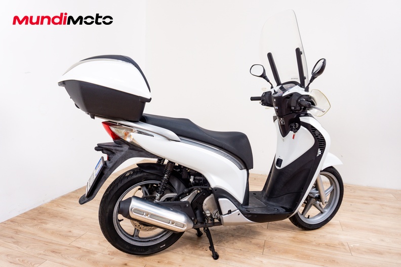 Motorbike image 2