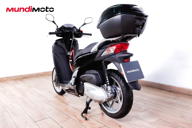 Motorbike image 6
