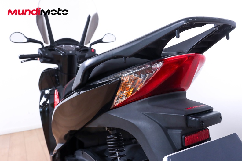 Motorbike image 9