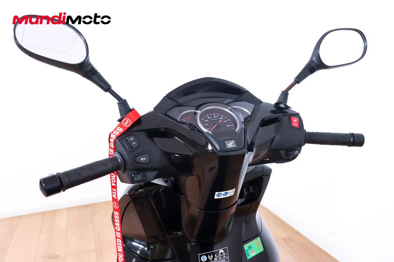 Motorbike image 10