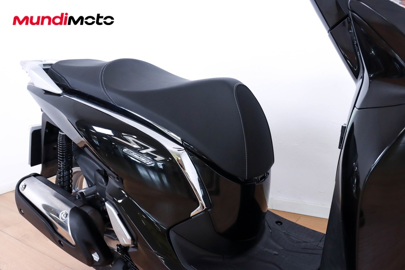 Motorbike image 12