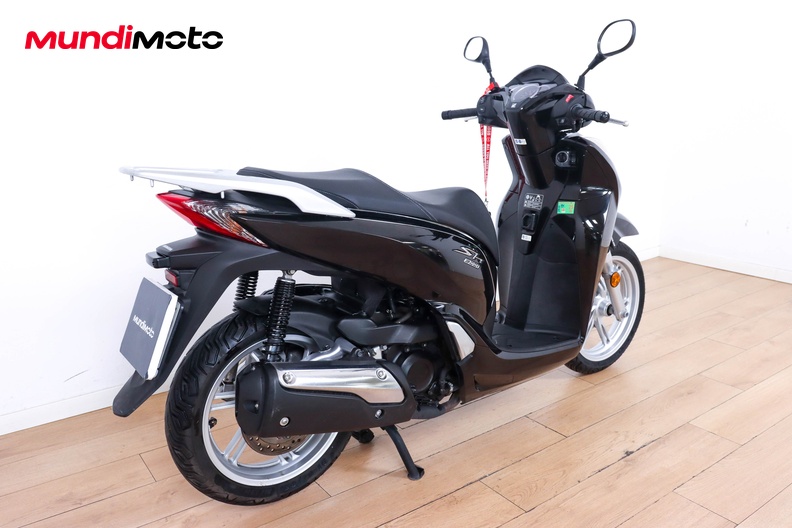 Motorbike image 2