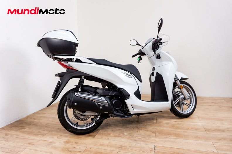 Motorbike image 2