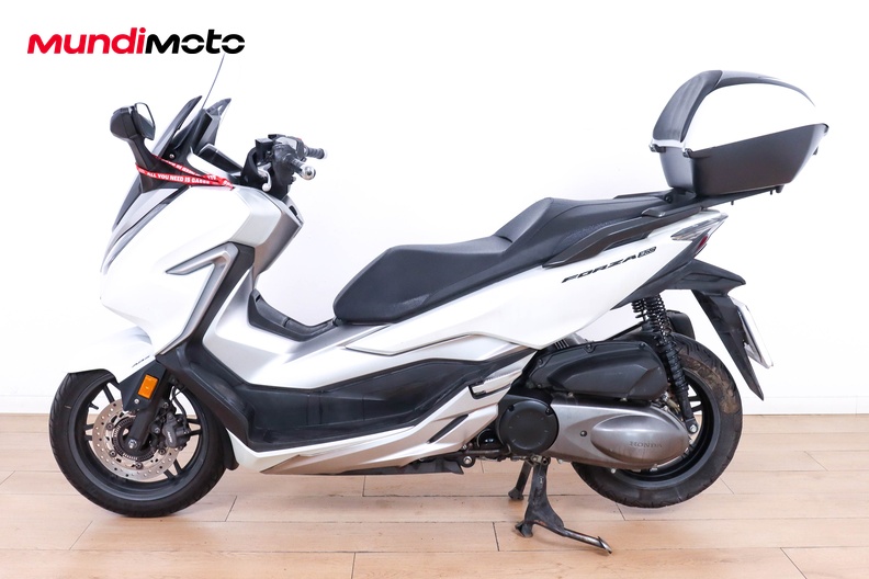Motorbike image 5