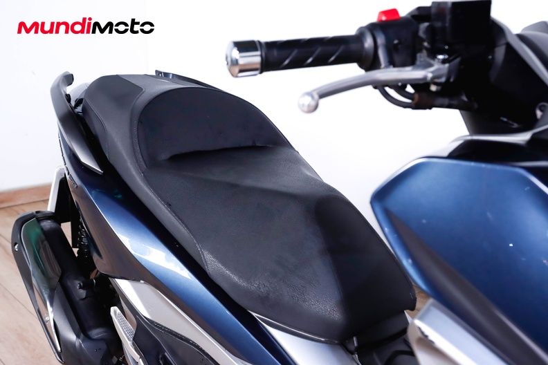 Motorbike image 12