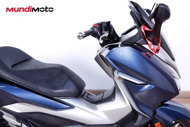 Motorbike image 13