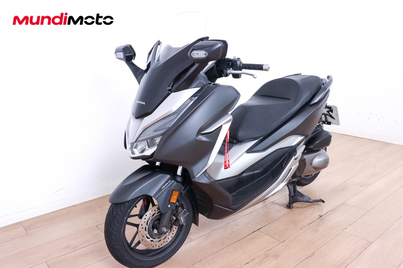 Motorbike image 7