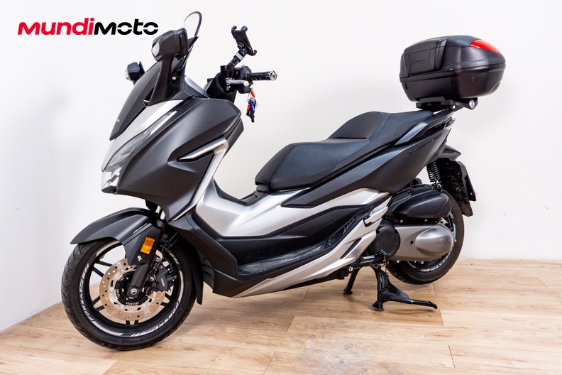 Motorbike image 6