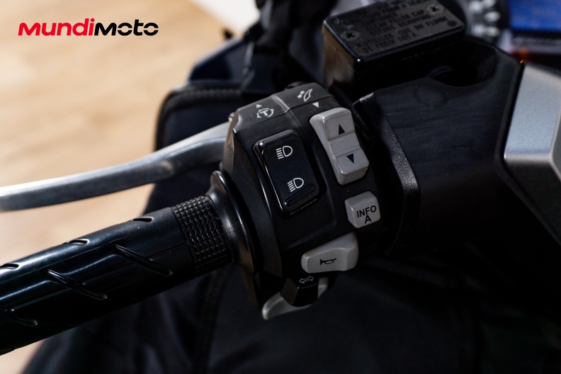 Motorbike image 13