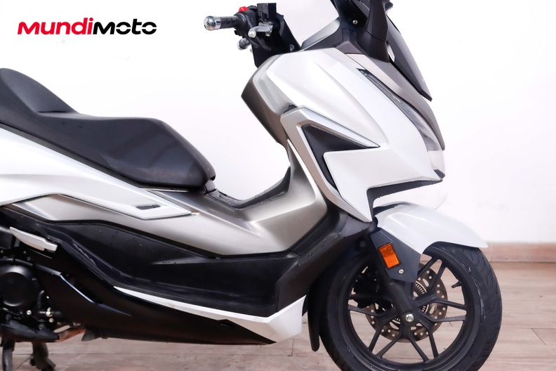 Motorbike image 12