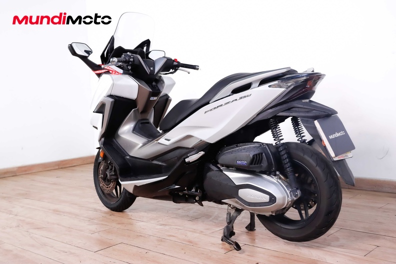 Motorbike image 6