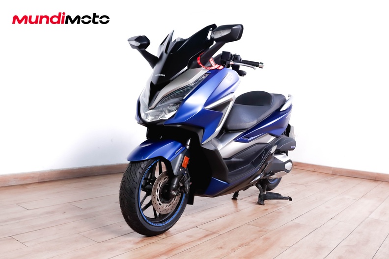 Motorbike image 7