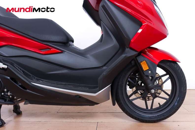 Motorbike image 12