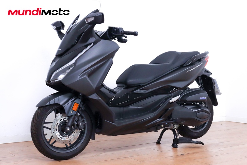 Motorbike image 7