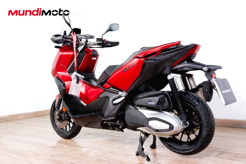 Motorbike image 6